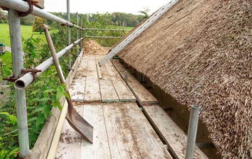 advantages of Cerrig Llwydion thatch roofing